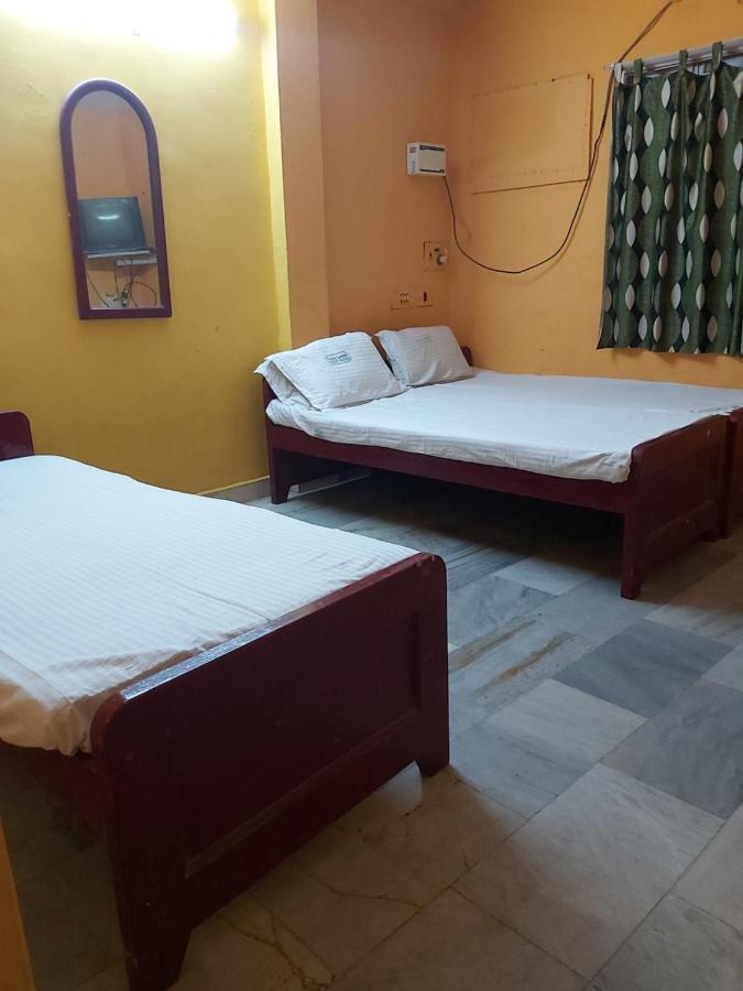 Raamlaxmi Guest House Ченнаї Екстер'єр фото